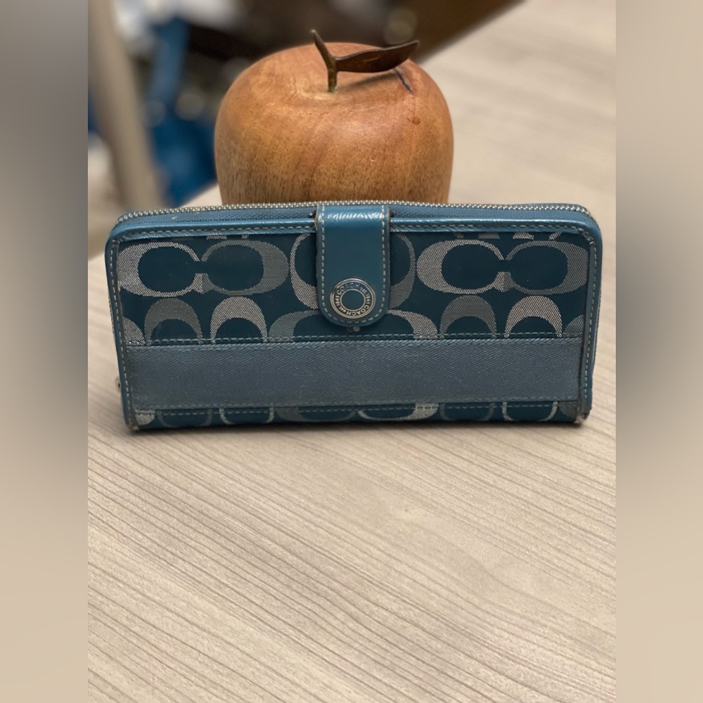 Zippy Turquoise Long Coach wallet